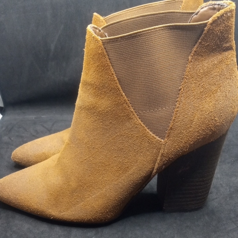 Crown Vintage Tan Ankle Booties Suede - Picture 4 of 10